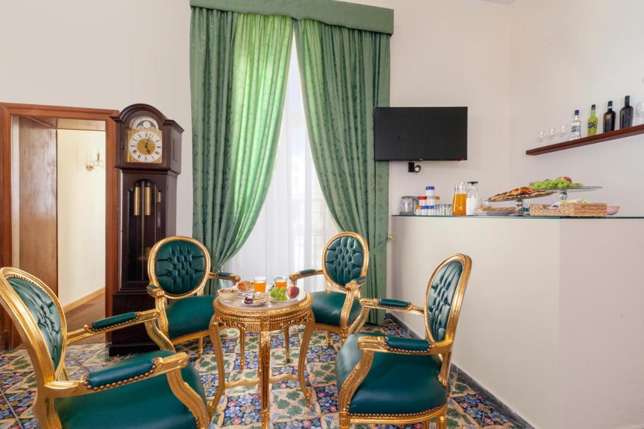 Готель Relais Antica Napoli Екстер'єр фото